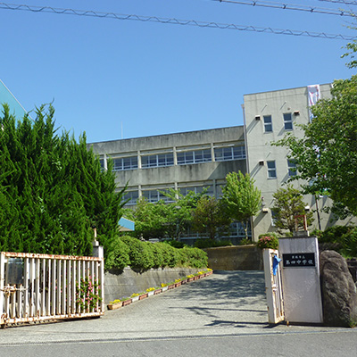 泉佐野市立新池中学校
