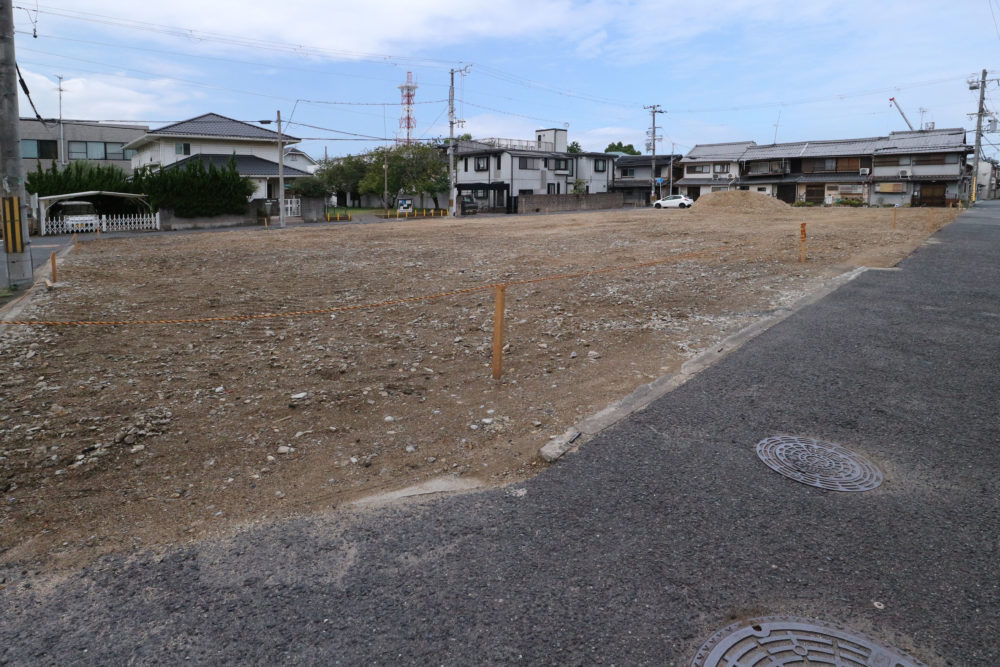 岸城町